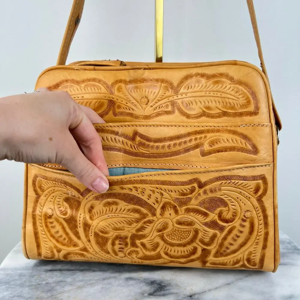 Vintage Tooled Embossed Floral Leather Western Style Shoulder Purse Bag